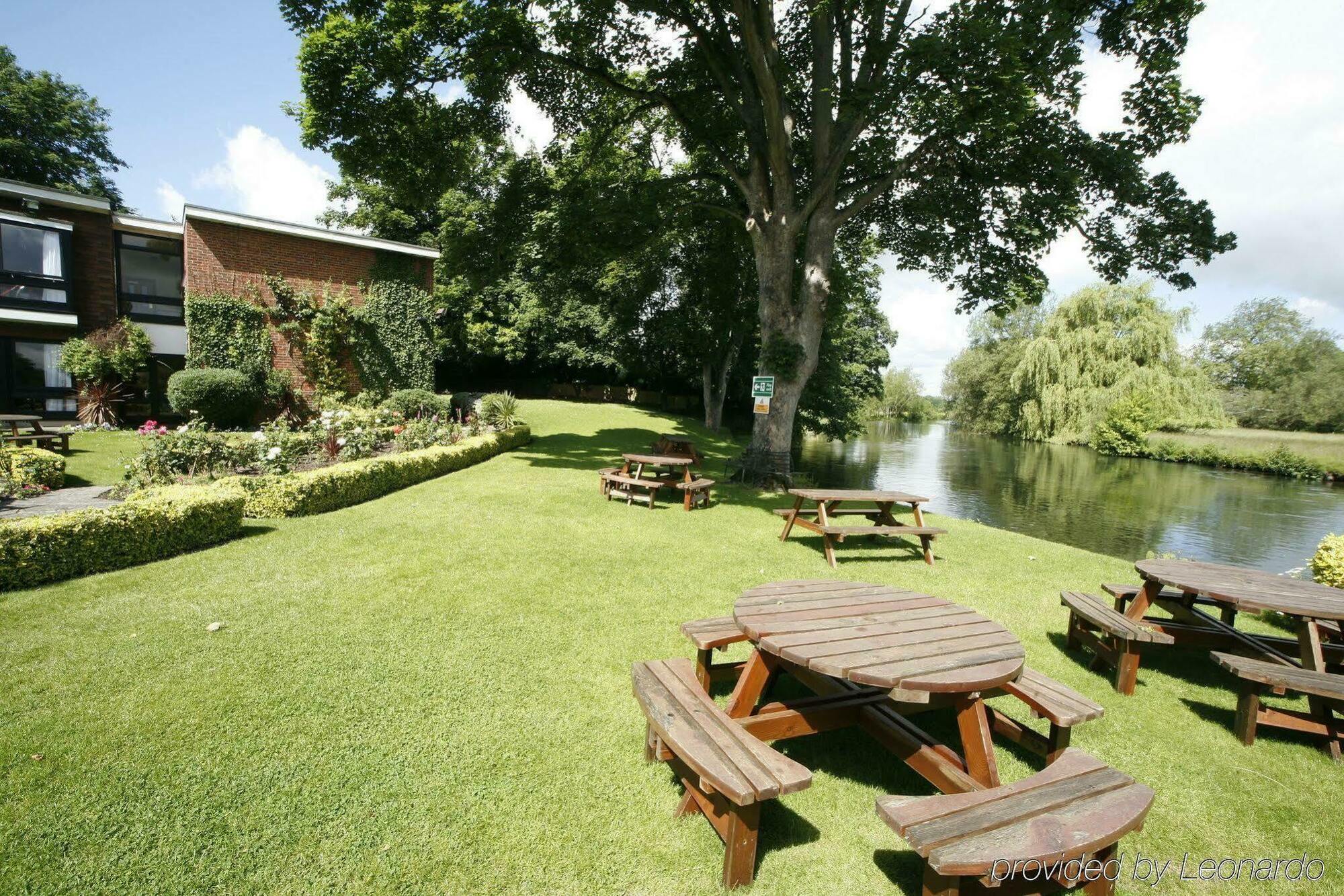 The Legacy Rose & Crown Hotel Salisbury Facilidades foto